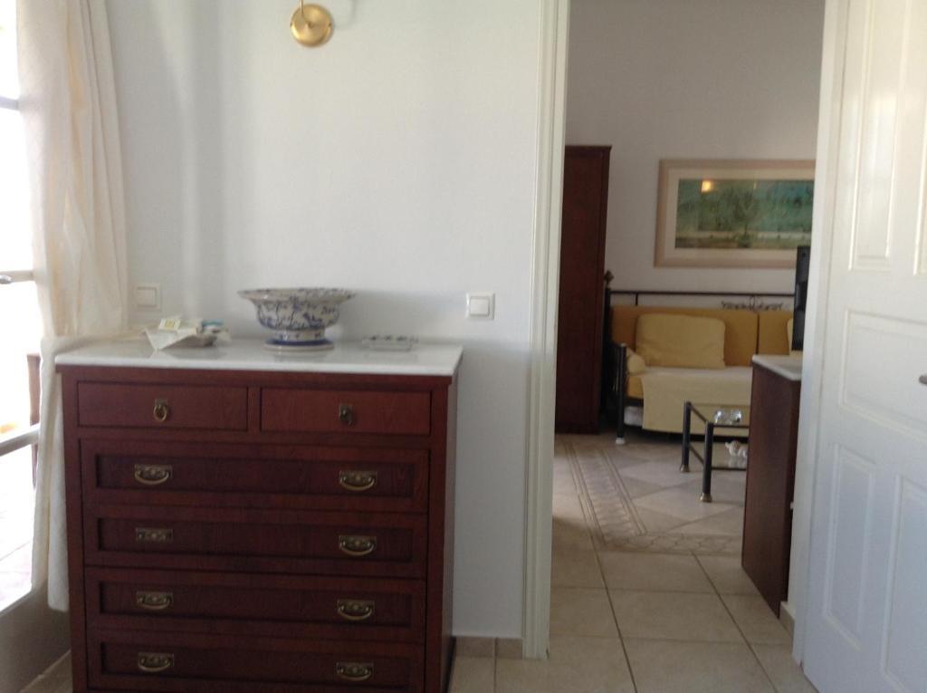 מלון Astir Of Naxos 4*